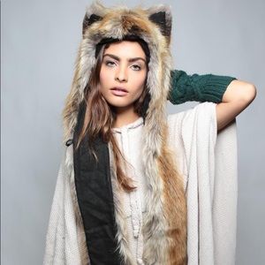 AUTHENTIC SPIRITHOODS RED FOX like new never worn